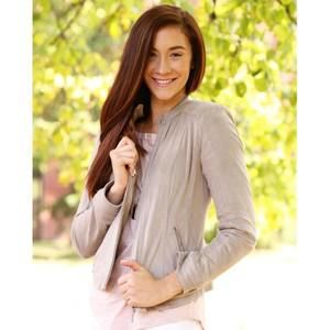 Meet your Posher, Cassie